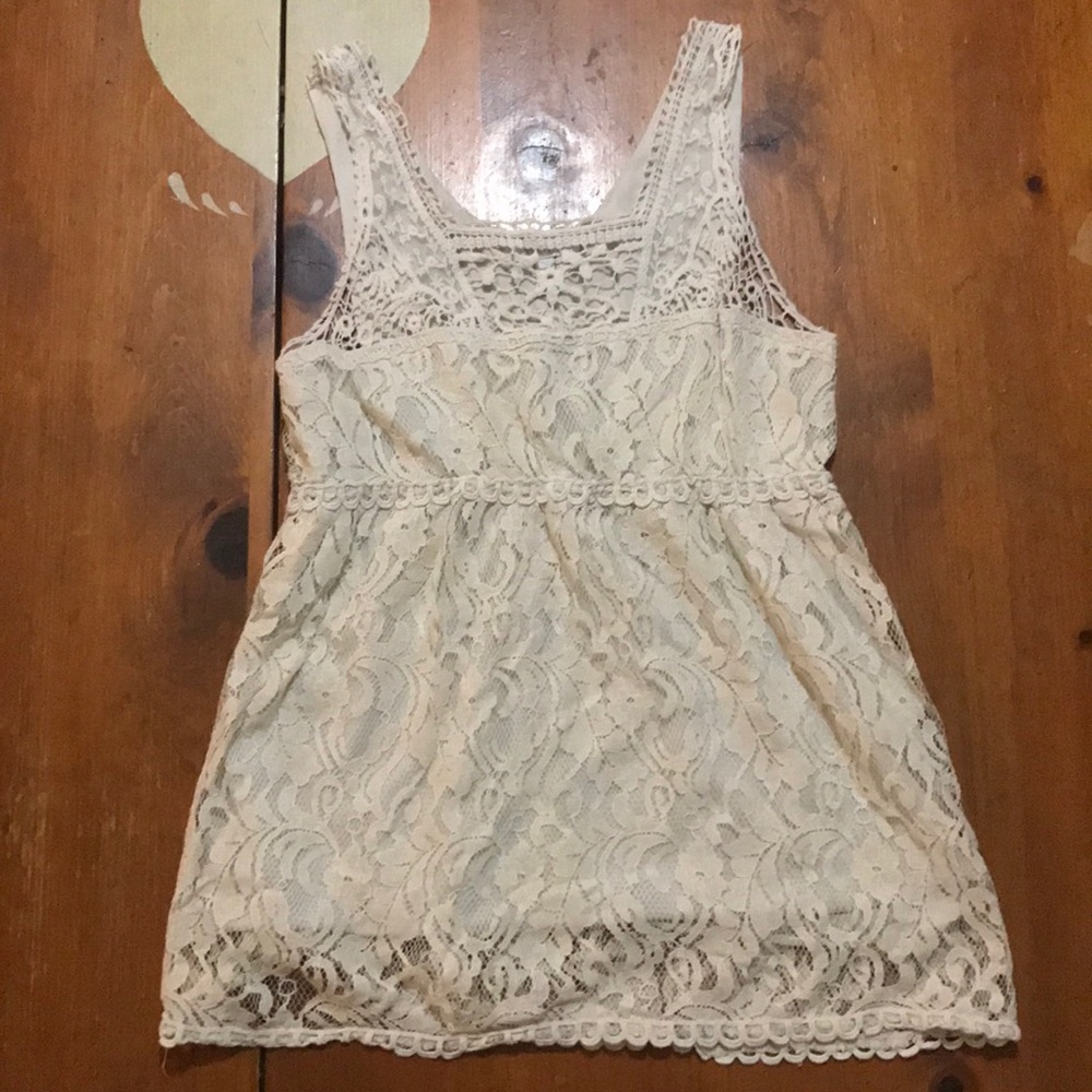 🌞 (3/$20) Lace tank top